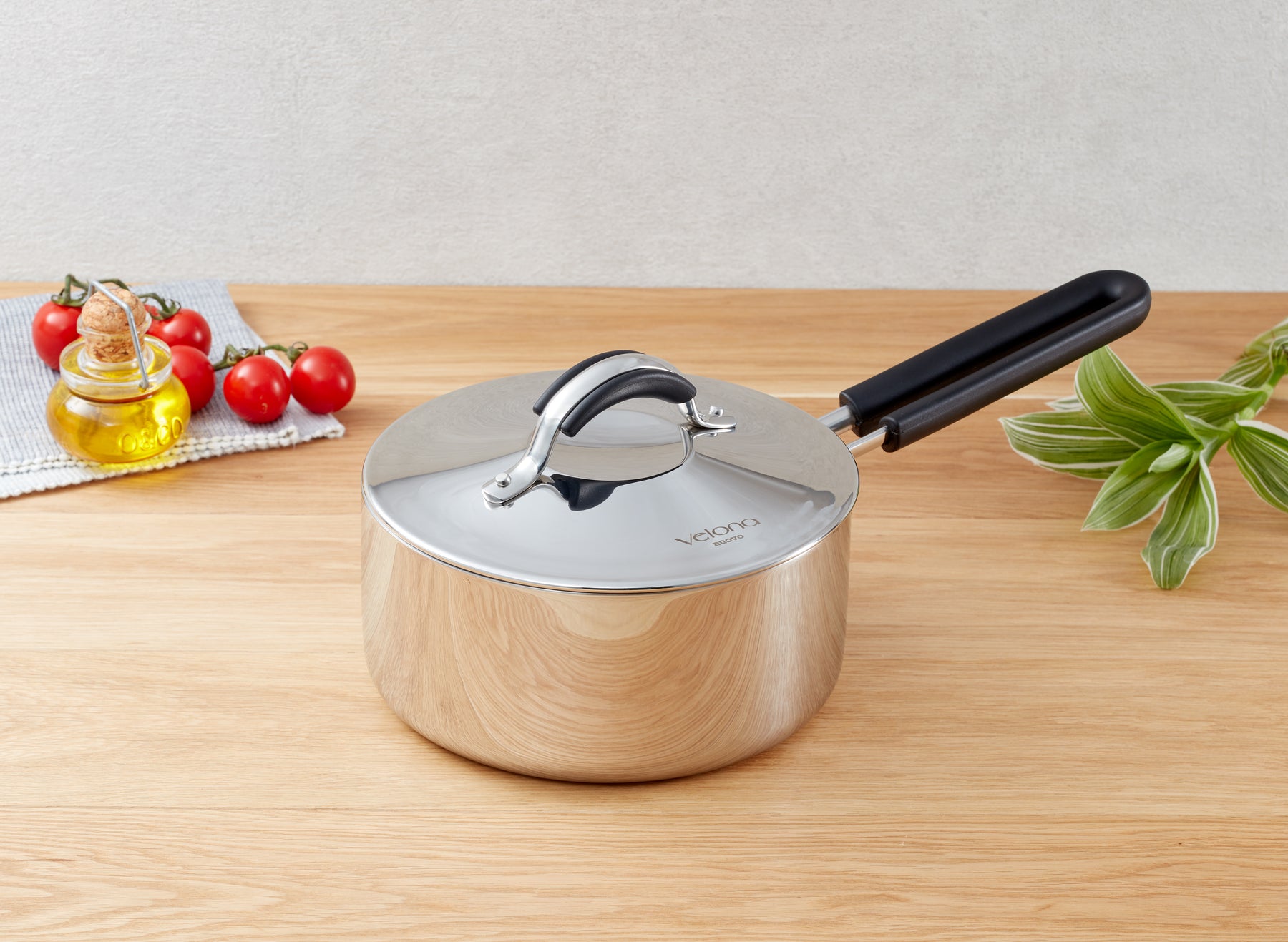 ステンレス製の片手鍋